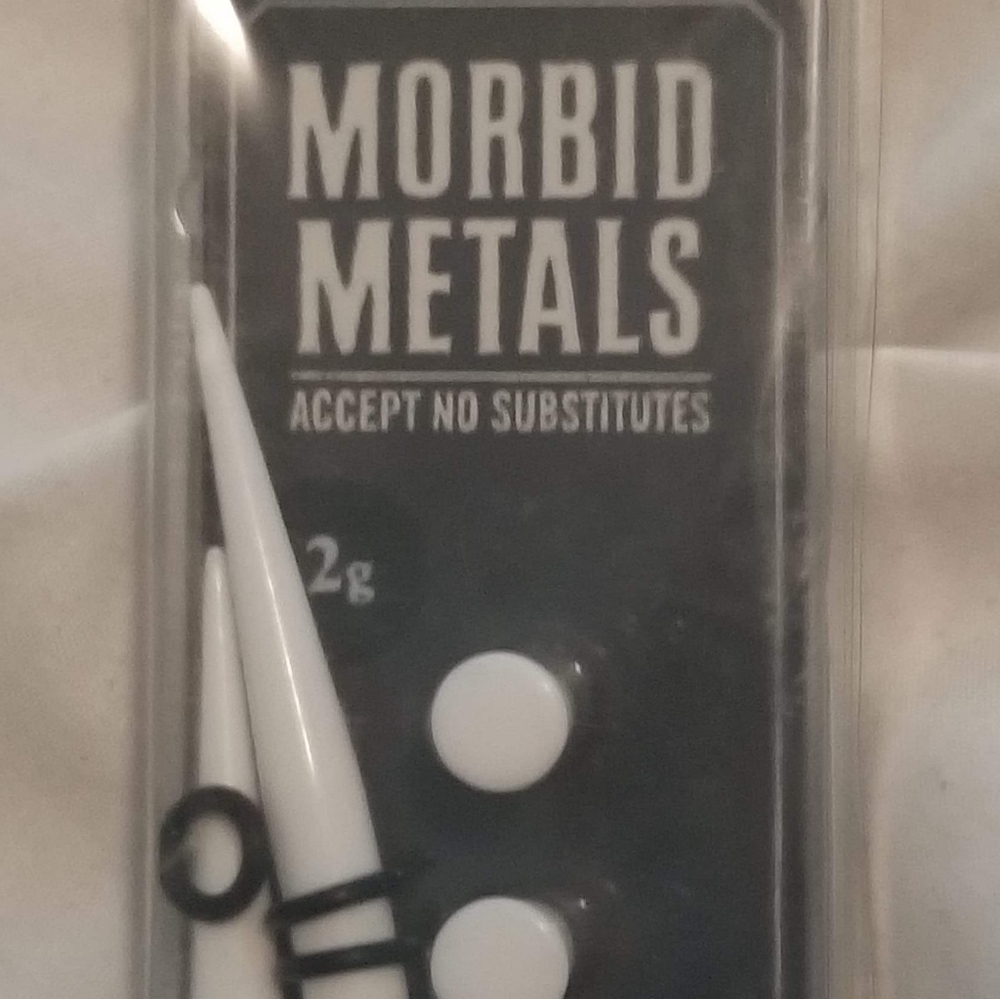 2G Ear Gauges new in pkg. Hot Topic